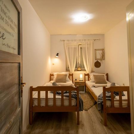 Apartman Tina Metković Esterno foto
