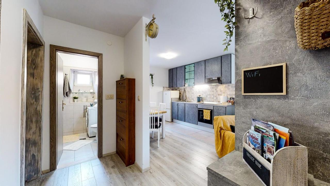 Apartman Tina Metković Esterno foto