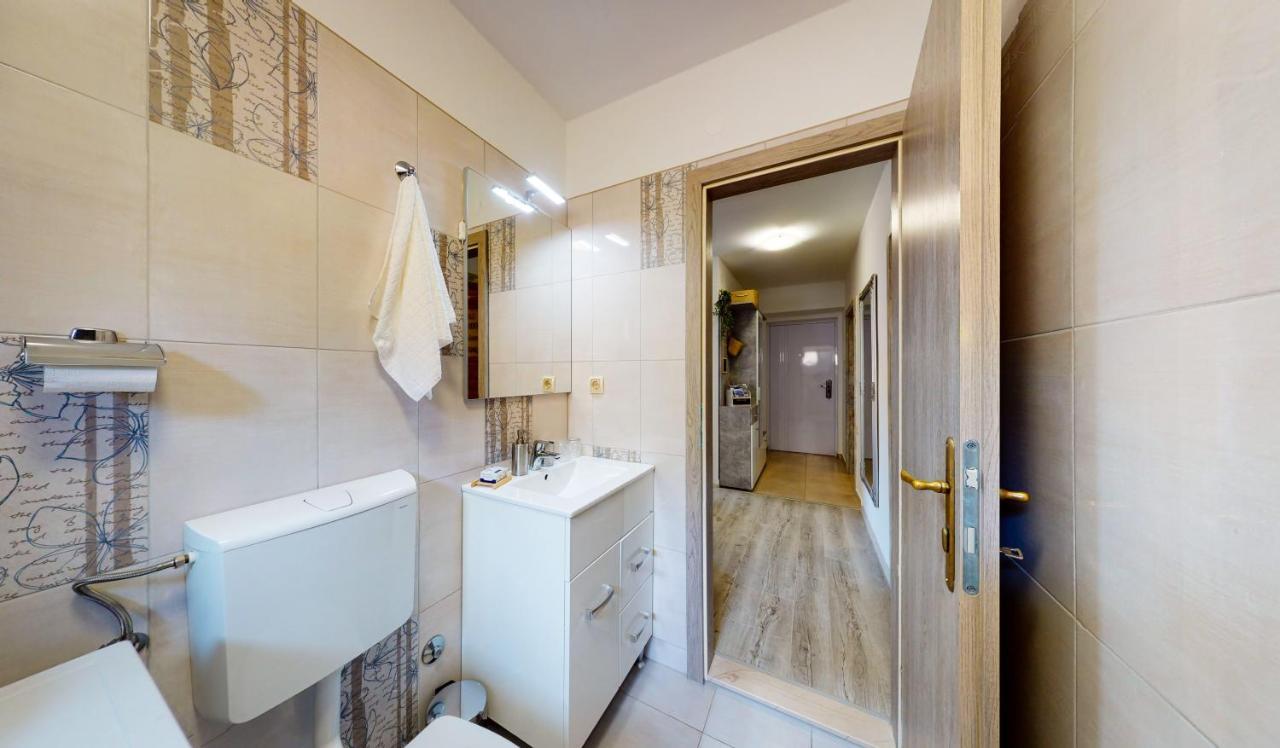 Apartman Tina Metković Esterno foto