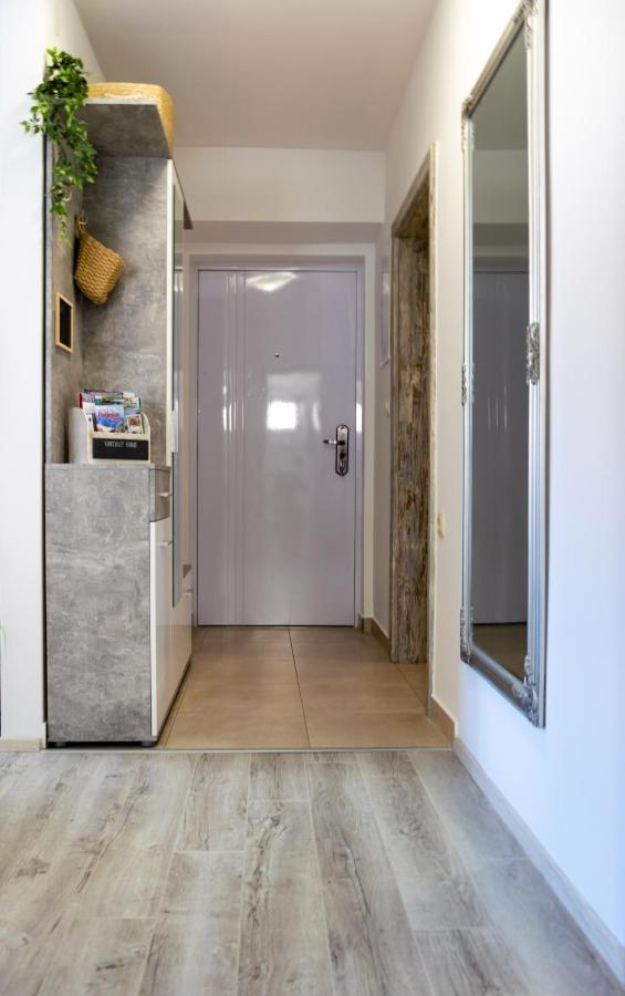 Apartman Tina Metković Esterno foto