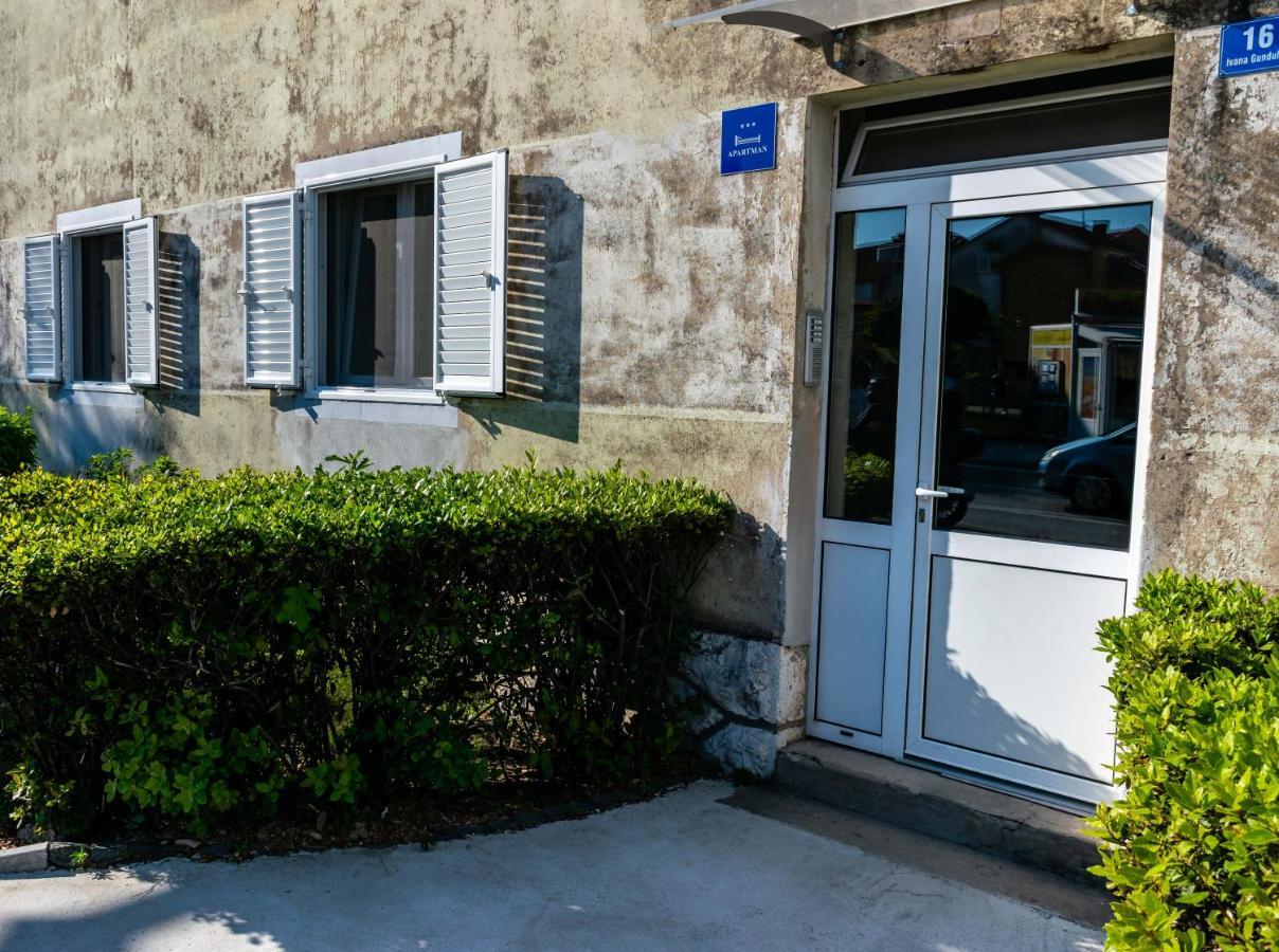 Apartman Tina Metković Esterno foto
